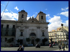 Placa del Temple with Iglesia del Temple